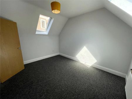 Wimborne Road, Bournemouth, Dorset, BH9 - Photo 3