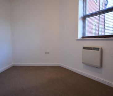 2 bedroom maisonette to rent - Photo 4