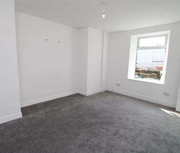 House For Rent Aberrhondda Road, Porth - Photo 4