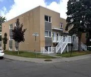 1 room apartment of 60m² in Montreal - Photo 2