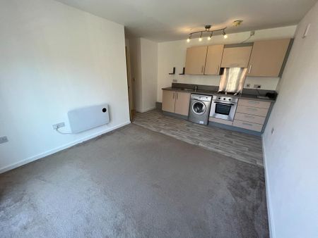 1 bedroom flat to rent - Photo 3