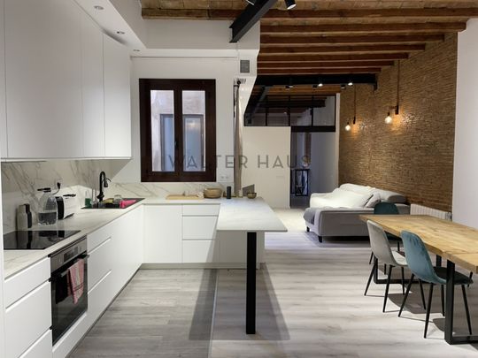 Piso reformado en alquiler en El Gòtic, Barcelona - Photo 1