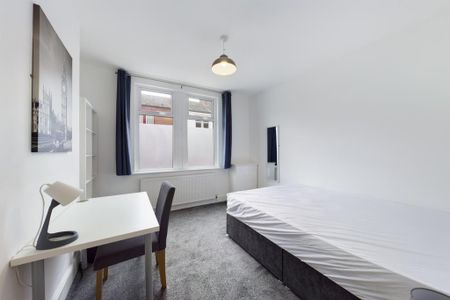 4 bedroom house to rent - Photo 4