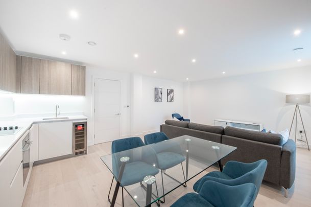 2 Bed Flat, Atelier Apartments, W14 - Photo 1