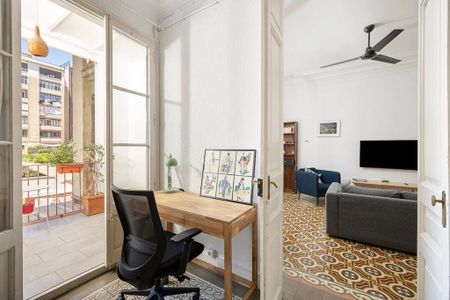 Carrer de Mallorca, Barcelona, Catalonia 08037 - Photo 3