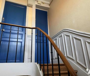 A LOUER STUDIO en HYPER CENTRE de REIMS - RUE DES CAPUCINS - Photo 1