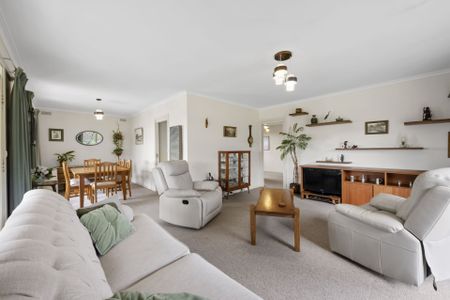 6-8 Tinworth Avenue, Canadian - Photo 4