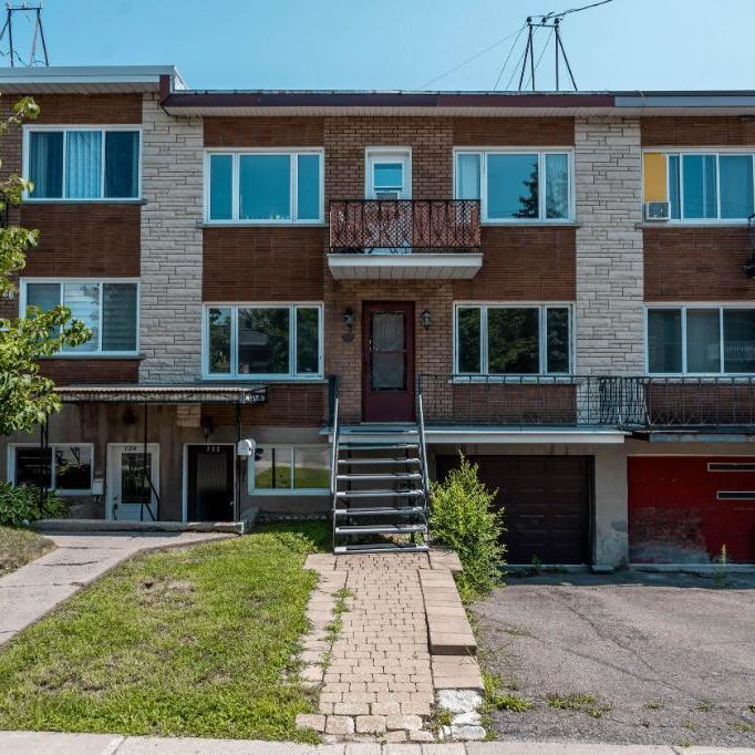 Appartement Spacieux et Lumineux - Emplacement Idéal Lachine Montréal - logement à louer - Photo 1