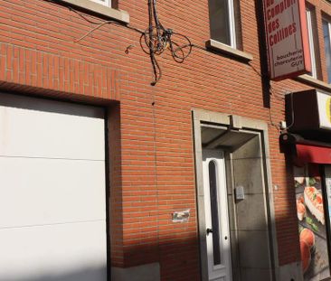Appartement te huur in Frasnes-lez-Buissenal voor € 850 met 4 slaap... - Photo 3