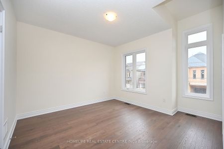 For Lease - 3412 Mosley Gate, Oakville, Ontario - Photo 3