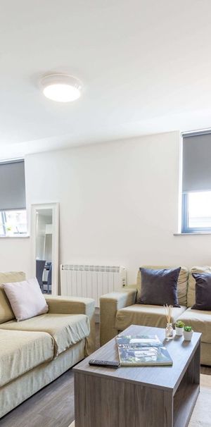 Room in a Shared House, Cavendish Street, LS3 - Photo 1