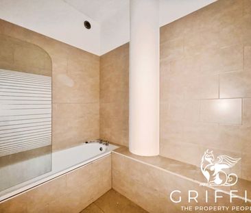 Stanford House, East Tilbury, Tilbury, RM18 - Photo 6