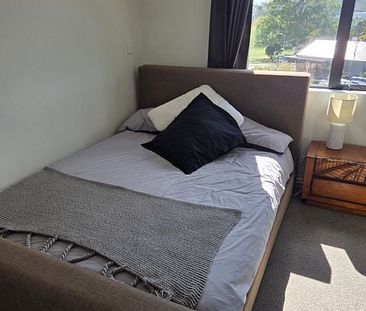 3 bedroom by the park - heat pumps throughout - Photo 4