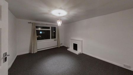 2 bedroom maisonette to rent - Photo 2
