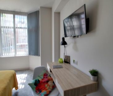 1 bedroom in a house share to rent - Photo 5