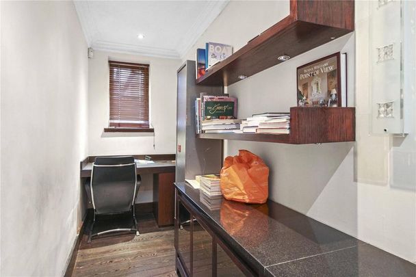 3 bedroom flat to rent - Photo 1