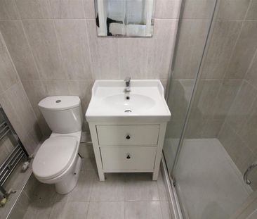 Humber Way, Slough - Photo 4