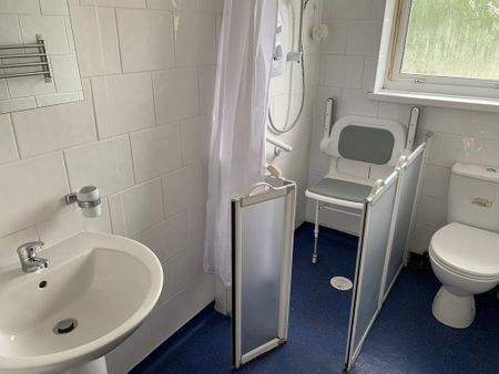 2 bedroom terraced house to rent - Photo 5