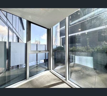 704/81 City Road, Southbank, Vic 3006 - Photo 1