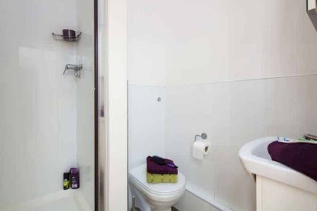 Gold Plus Studios - Photo 2