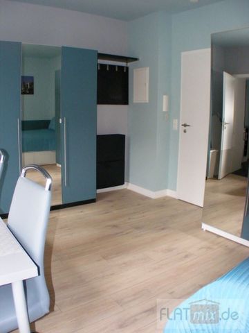 FLATmix.de / Nähe Rathaus, kleines, schickes Appartment im Altbau - Photo 2