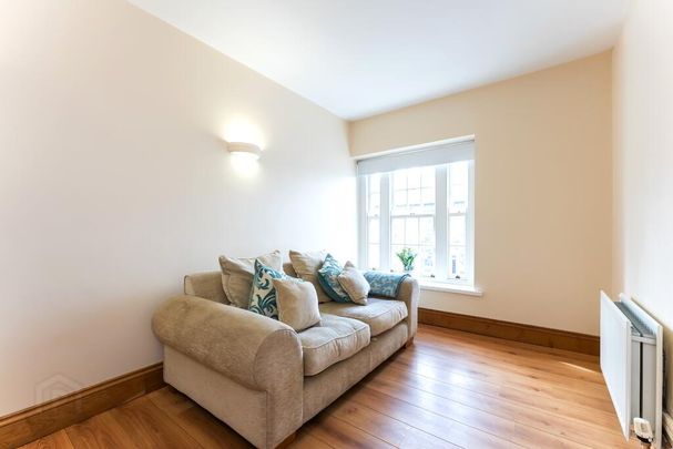 20b Main Street, Hillsborough, BT26 6AE - Photo 1