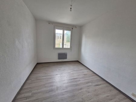 Location Appartement 4 pièces 68m² - Photo 5