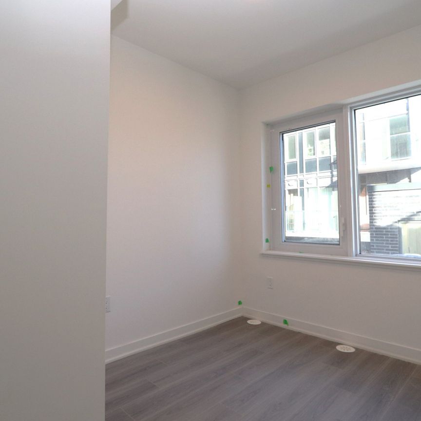 For Lease - 69 Curlew Drive Unit# 125, Toronto, Ontario - Photo 1