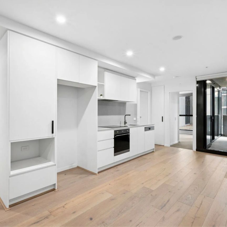 Convenience Meets Contemporary in The Heart of Canberra - Photo 1