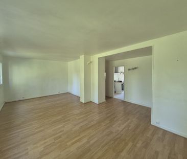 Location Appartement 3 pièces 65m² VILLENEUVE D ASCQ 59491 - Photo 2