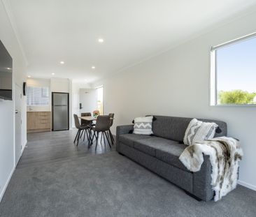 RENT SPECIAL! - Photo 3