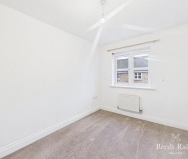 3 bedroom terraced house to rent - Photo 3