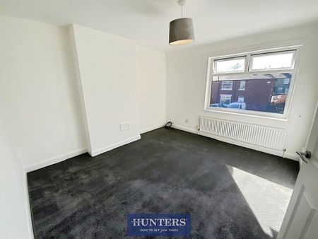 3 bedroom House To Let Total Size: 1045 SQ FT - Photo 4