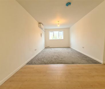 14 Morleys Place, High Street, Sawston, Cambridge - Photo 2