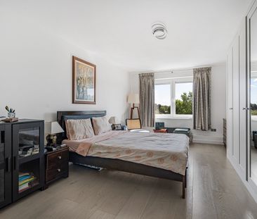 2 Bed Flat, Somerset House, SW19 - Photo 6