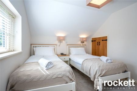 Rose Cottage, The Village, Endon, ST9 - Photo 5
