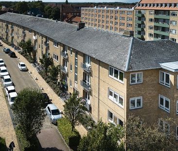 Eftertragtet 2-værelses lejlighed i hjertet af Odense - Photo 2