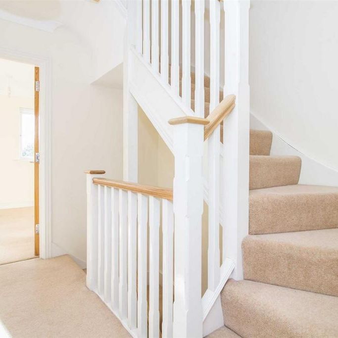 4 bedroom townhouse to rent - Photo 1