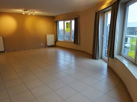 Lichtrijk hoekappartement met 2 kamers, ruim terras met prachtig zicht en garage - Photo 5