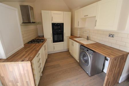 2 bedroom house to rent - Photo 3