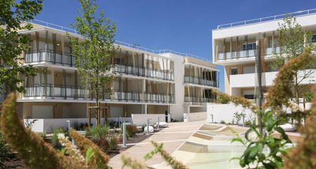 location Appartement T2 DE 41.35m² À SAINT JEAN DE VEDAS - Photo 2