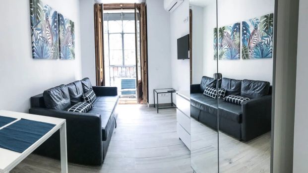 Studio apartment for rent in Trafalgar - Photo 1