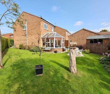 Boundary Pastures, Sleaford, NG34 - Photo 3