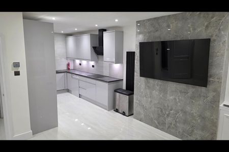 2 Bed Flat, Fulham, SW6 - Photo 5