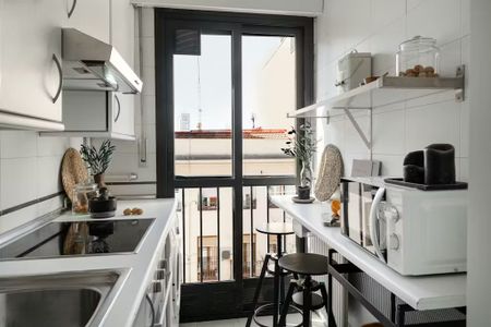 Calle de Rodríguez San Pedro, Madrid, Community of Madrid 28015 - Photo 5