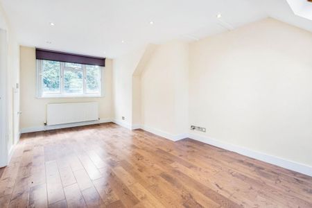 4 bedroom terraced house to rent - Photo 4