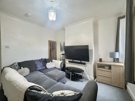 Carnarvon Street, Nottingham, NG4 - Photo 2