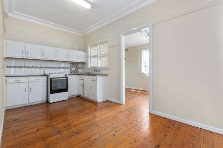 THREE BEDROOM HOME - Photo 3