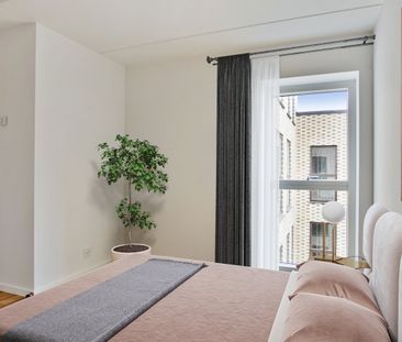 Stor og lys 2-værelses lejlighed med god, egen terrasse og tæt på o... - Photo 1