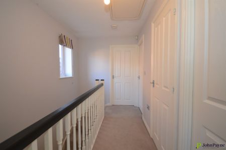 Surrey Drive, Stoke Village, Coventry, West Midlands, CV3 1PL - Photo 5